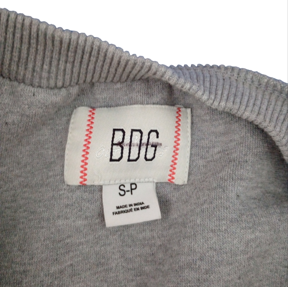 BDG Urban Outfitters Crochet Gray Cropper Pullover Sweater - Picture 5 of 8